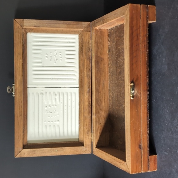 VGT,Mexican Brown Wooden/Tile Decorative Trinket Box. - Picture 4 of 9